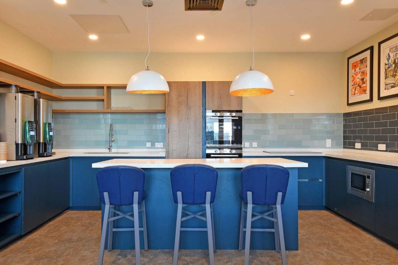 Apartment For Students Only And Ensuite Bedrooms With Shared Kitchen At Liv Student In Sheffield